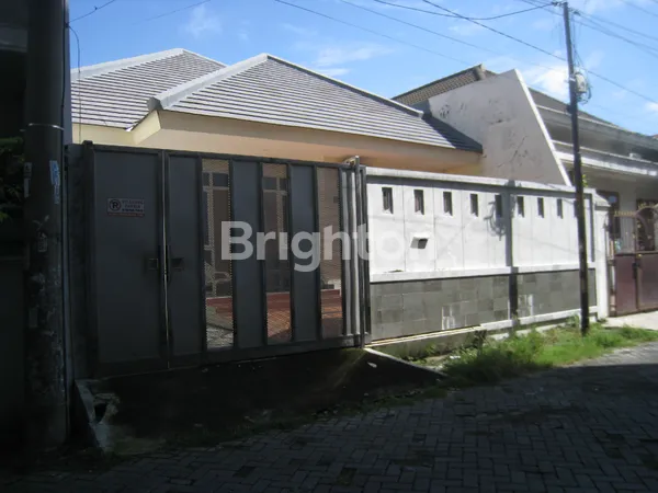 image JUAL CEPAT! RUMAH SIAPHUNI DI LEBAK ARUM, SURABAYA. (3)