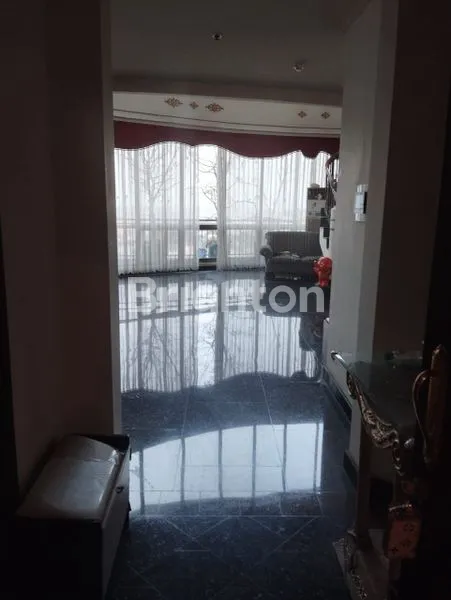 image PENTHOUSE 3 LANTAI CONDOMINIUM REGENCY (5)