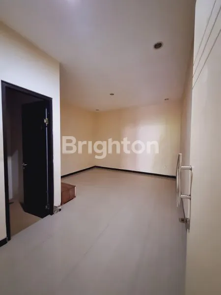 image *MENGANTI, RAYAN REGENCY, RUMAH (3LT) DIJUAL, BUTUH CEPAT LAKU* (4)