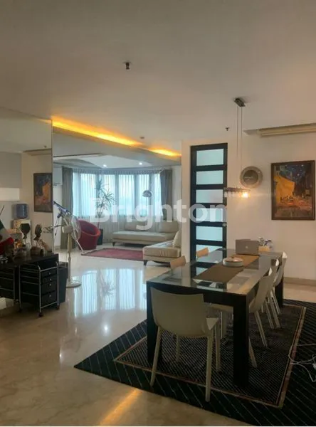 PARK ROYALE APARTMENT JAKARTA FULL FURNISH DEKAT SCBD DAN GBK