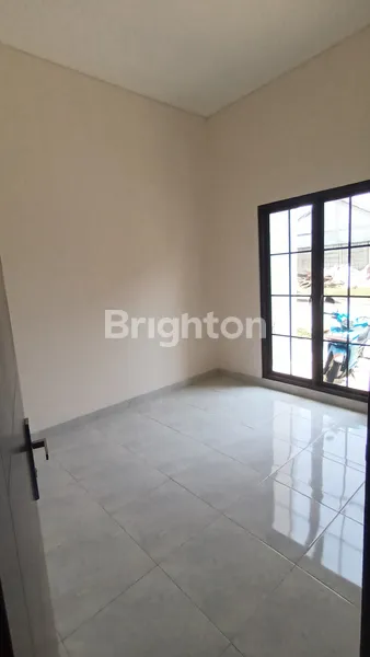 image DI JUAL RUMAH SIAP HUNI PERUMAHAN THE GREEN PALAPA, JALAN PALAPA PARUNG BEUNYING SERUA CIPUTAT TANGERANG SELATAN BANTEN (2)