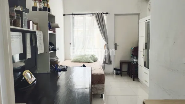 image DI JUAL RUMAH DEKAT PINTU TOLL ANTASARI CIPUTAT TANGERANG SELATAN  (5)