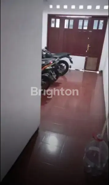 image RUMAH KOST AKTIF PENJARINGAN ASRI DEKAT UPN,RSUD, KAMPUS TERBUKA RAYA MERR (8)