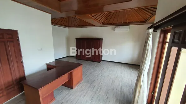 image BIG HOUSE, BIG PLAN, BIG VISION: RUMAH BESAR DI LINGKUNGAN TENANG DI SANUR (5)