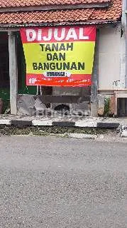 RUMAH MAKAN STRATEGIS