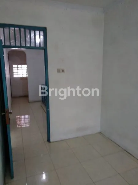image RUMAH DEKAT BINUS DALAM GANG JAKARTA BARAT (8)
