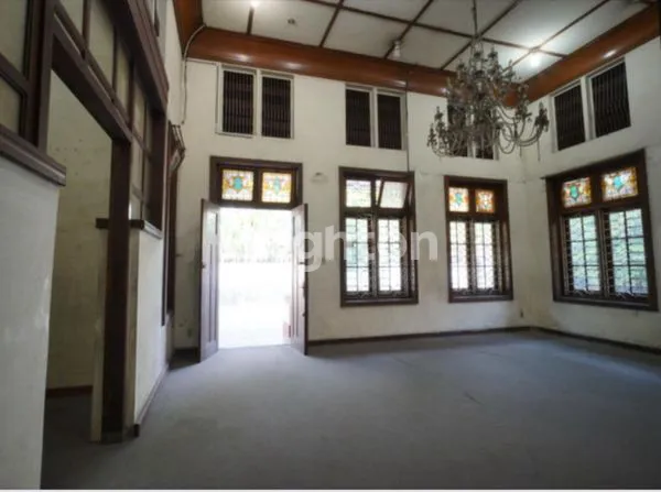 image RUMAH KOLONIAL POTENSIAL USAHA AREA DARMO SURABAYA (3)