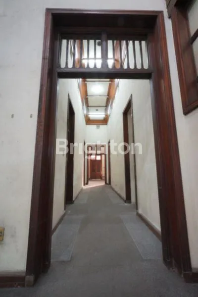 image RUMAH KOLONIAL POTENSIAL USAHA AREA DARMO SURABAYA (7)