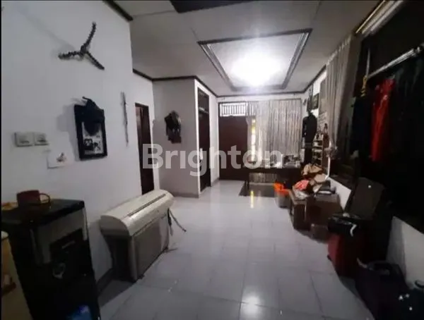 image RUMAH LUAS KEBIN BARU TEBET (2)