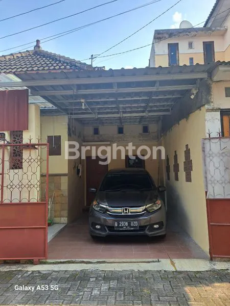 image RUMAH CANTIK SIAP HUNI LINGKUNGAN PERUMAHAN LOKASI STRATEGIS DEKAT SKE JAMBON YOGYAKARTA (1)