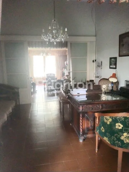 image RUMAH ART DECO, LOKASI DEKAT GEDUNG SATE, ITB, DAGO (8)