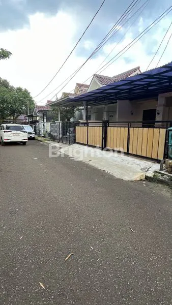 image RUMAH FULL RENOV SIAP HUNI REGENCY MELATI MAS  LEBAR 8 HARGA 1,5M AN (1)