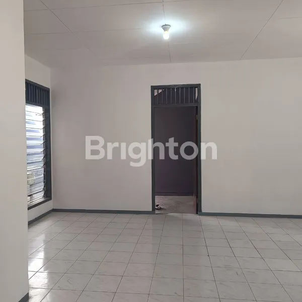 image RUMAH NGINDEN, SEMOLOWARU, SIAP HUNI,NO BOCOR, NO RAYAP, SDH RENOV (3)