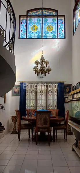 RUMAH SEMI FURNISH, LUAS DAN NYAMAN DI TAMAN MELATI, PASIR IMPUN, BANDUNG