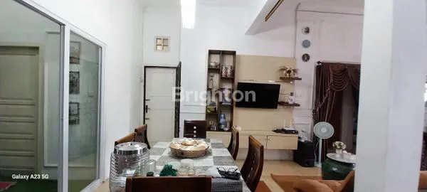 image RUMAH DIJUAL SIAP HUNI & KEREN FURNISED HARGA NEGO (5)