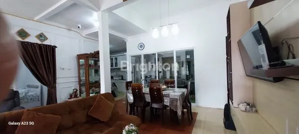 image RUMAH DIJUAL SIAP HUNI & KEREN FURNISED HARGA NEGO (8)