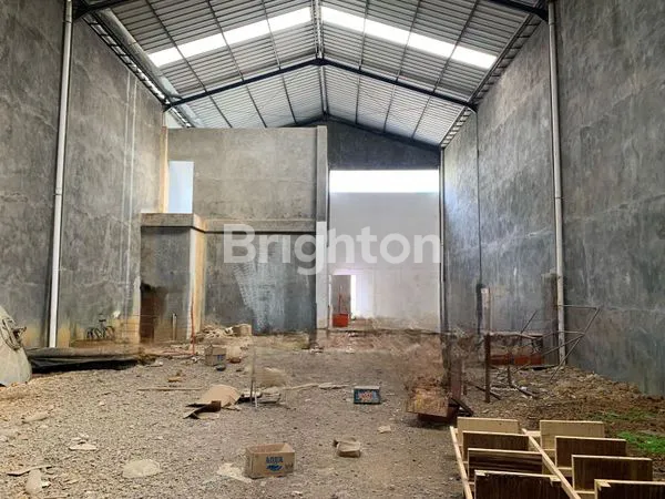 image GUDANG STRATEGIS MANGKUPALAS DEKAT GERBANG TOL SAMARINDA (5)