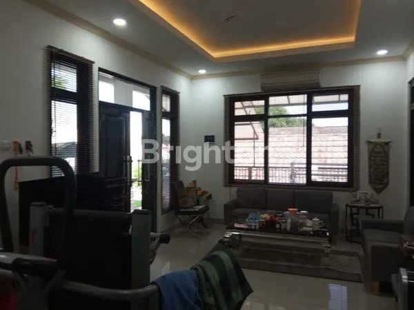 image RUMAH BESAR MEWAH DI KELAPA DUA CIMANGGIS DEPOK (5)