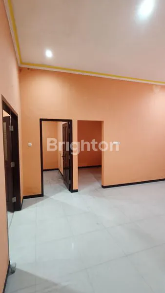 image RUMAH SIAP HUNI FULL KANOPI DI GRAHA YASMINE 2 JOMBANG (8)