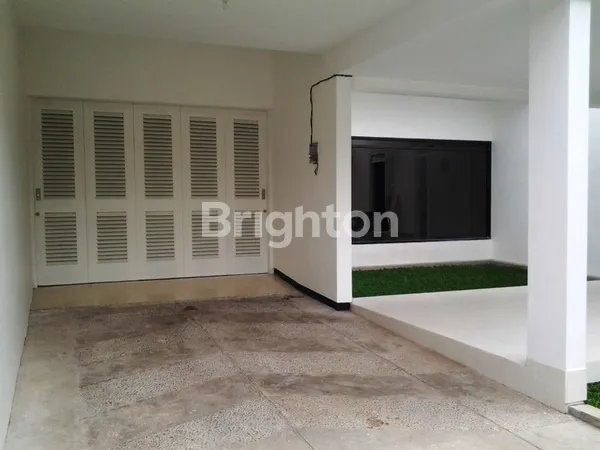 image RUMAH MINIMALIS MODERN DI JL SIMPANG TAMAN AGUNG DIENG KOTA MALANG (3)