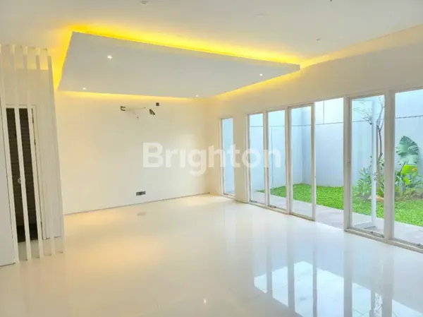 image  RUMAH ROYAL RESIDENCE DEKAT PAKUWON MALL, DEKAT GRAHA FAMILI LOOPS, DEKAT KAMPUS UNESA LIDAH  (7)