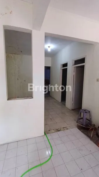 image RUMAH STRATEGIS TOMANG JAKARTA BARAT (6)