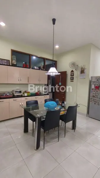 image RUMAH DALAM KOMPLEK DI JELAMBAR (3)