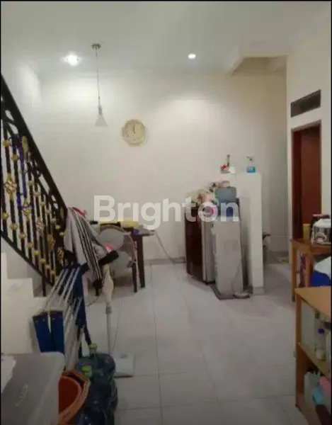 image RUMAH KOMPLEK KOSAMBI JAKARTA BARAT (3)