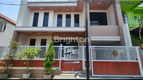 image RUMAH 2 LANTAI PEPELEGI WARU (1)