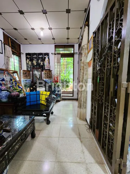 image RUMAH ISTIMEWA DIKAVLING POLRI JELAMBAR GROGOL PETAMBURAN JAKARTA BARAT (5)