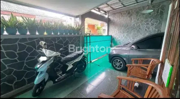 image RUMAH LAMA LAYAK HUNI  KEBON JERUK JAKARTA BARAT (7)