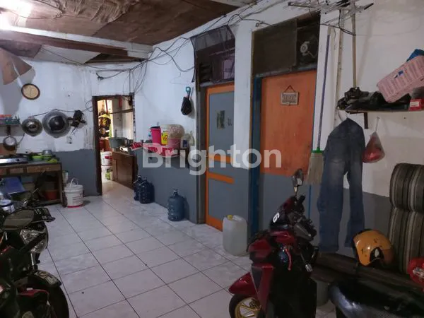 image RUMAH STRATEGIS JALAN UTAMA POTENSI BESAR RUMAH KOST SHOWROOM TOKO GROGOL PETAMBURAN JAKARTA BARAT (2)
