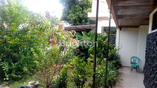 image RUMAH LAMA LAYAK HUNI SLIPI JAKARTA BARAT (3)