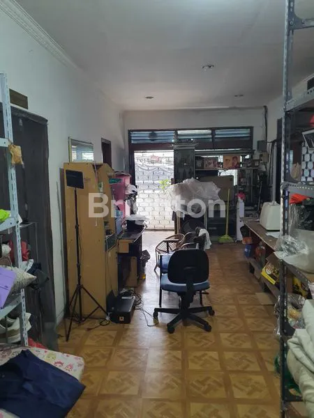 image DIJUAL MURAH RUMAH TINGGAL DI JAKARTA PUSAT (6)