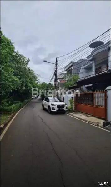 image RUMAH DALAM KOMPLEK BENHIL (2)