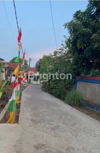 image TANAH DATAR PADAT KOSONG KAMPUNG RAWASAPI PONDOK TIMUR JATIMULYA BEKASI TIMUR BEBAS BANJIR (4)