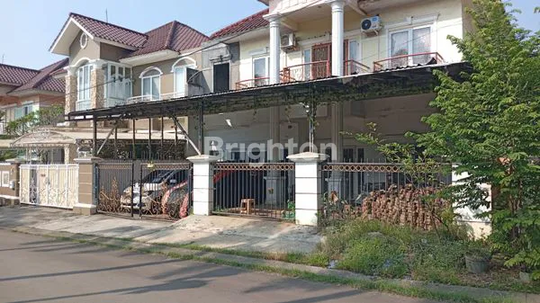 RUMAH 2 LANTAI VILLA MELATI MAS