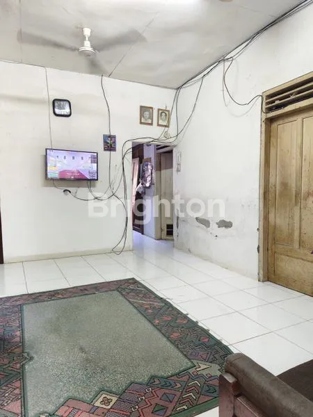 image RUMAH STRATEGIS DI MAMPANG, LT 133M² HARGA TURUN! (2)