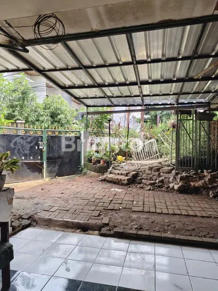 image RUMAH STRATEGIS DI MAMPANG, LT 133M² HARGA TURUN! (5)