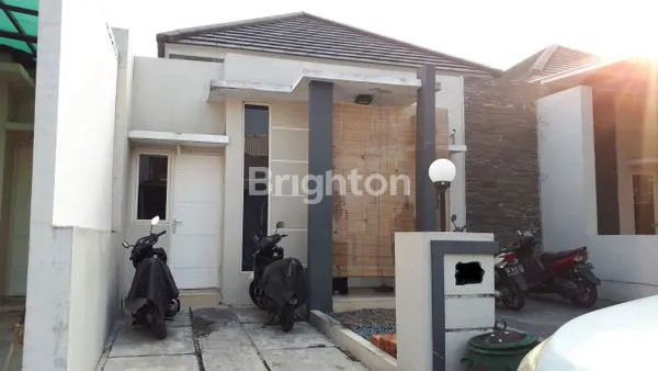 image RUMAH DI JUAL DI PERUM TAMAN DHIKA SIDOARJO\\U2B55 (1)