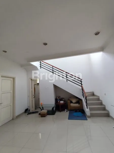 image RUMAH SIAP HUNI GADING SERPONG SEMI FURNISH (6)