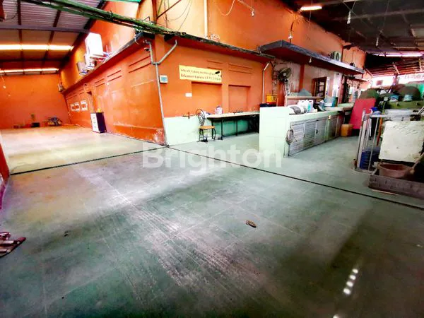 image VILLA BESAR DAN MEWAH (5)