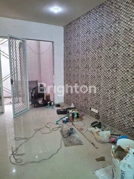 image TERMURAH WBM 2 ONLY 2M AN MINIMALIS MODERN, DEKAT CITRALAND, GRAHA FAMILY, DIAN ISTANA, ROYAL RESIDENCE, PRAMBANAN RESIDENCE (3)