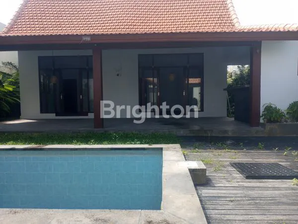 image 3BR HIDDEN VILLA IN CANGGU BERAWA (5)