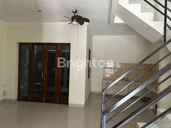 image RUMAH MODERN 2 LANTAI DI KEMANG PRATAMA 3 - DEKAT SEKOLAH ELITE (5)