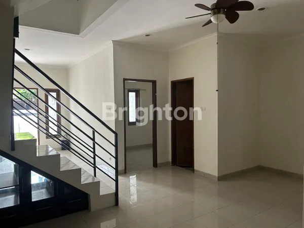 image RUMAH MODERN 2 LANTAI DI KEMANG PRATAMA 3 - DEKAT SEKOLAH ELITE (3)