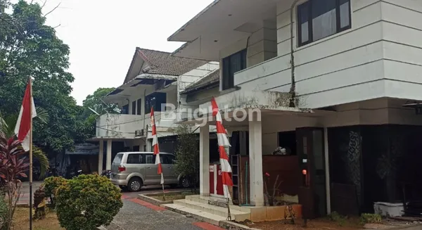 image TANAH BONUS BANGUNAN 2 UNIT RUMAH JAGAKARSA (8)