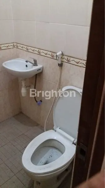 image RUMAH 1.5 LANTAI TENGGILIS (5)