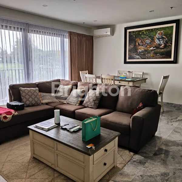 image GRAHA GOLF, COMFORTABLE AND BEAUTIFUL RESIDENCE AT GRAHA FAMILI SURABAYA, FULLY FURNISHED (2)