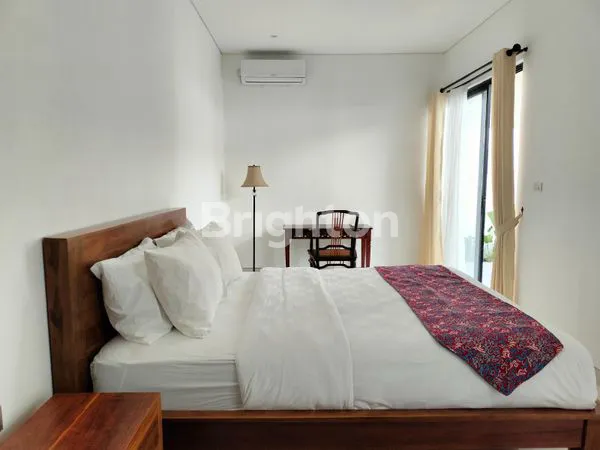 image MODERN VILLA 2 LANTAI DESIGN TROPICAL MINIMALIS DI JIMBARAN (4)